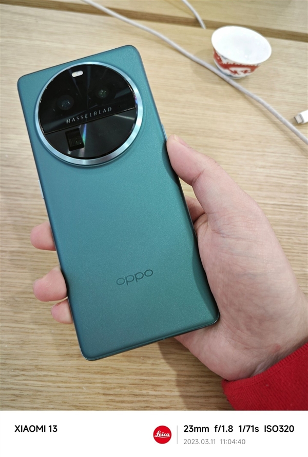 真机谍照曝光！OPPO Find X6系列设计大变身，马里亚纳芯片加持