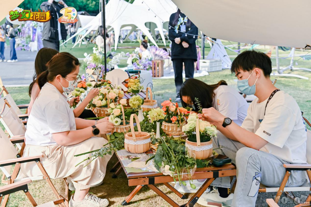 《梦幻花园》五周年露营嘉年华 花园星梦官Nene郑乃馨《明天见》温暖首唱